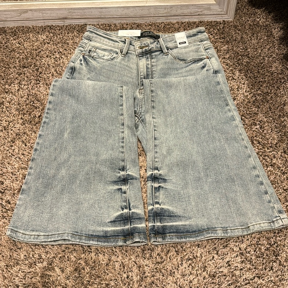 Judy Blue “Enchanted” mid-rise flare jeans